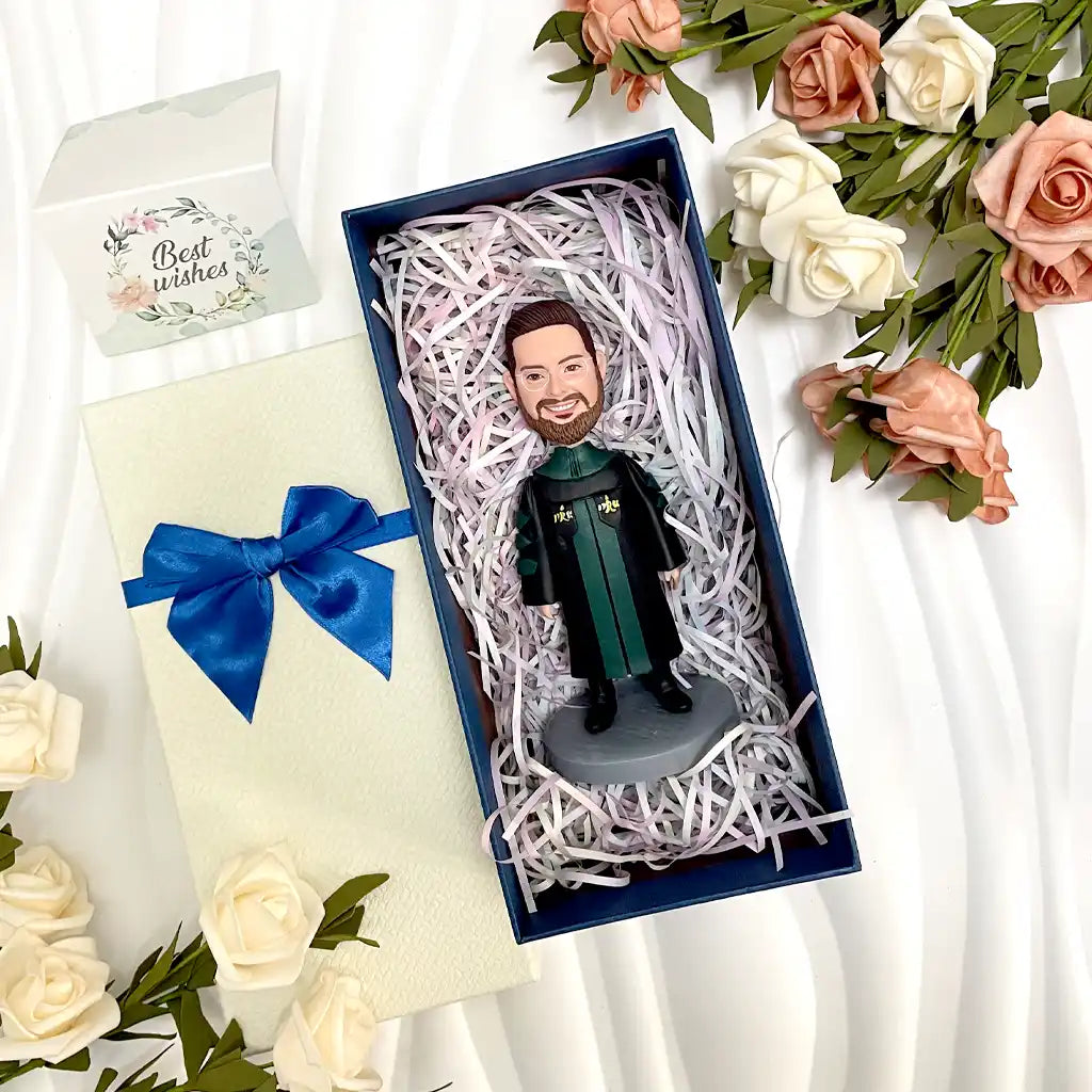 Graduation custom bobblehead of Graduation 30 in cap and gown, a memorable keepsake for graduation celebrations