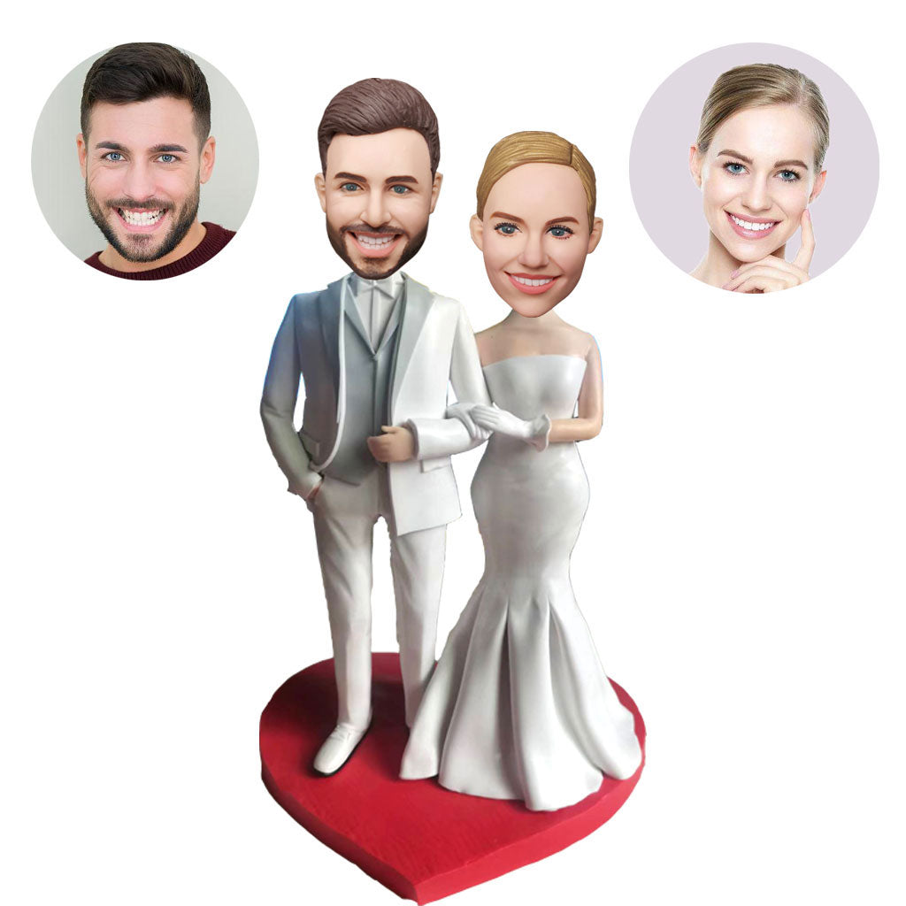 Wedding custom bobblehead of wedding 8, an adorable figurine perfect for bridal gifts or cake toppers