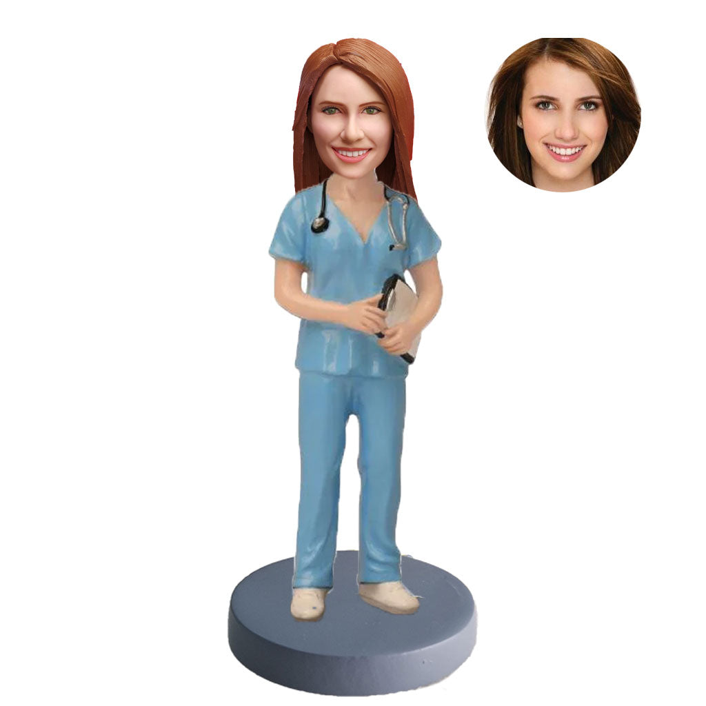 Personalized custom bobblehead of doctor 2i3n doctor’s outfit, perfect for medical professionals and unique gifts