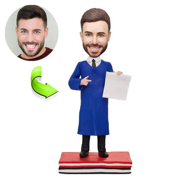 Graduation custom bobblehead of Graduation 1 in cap and gown, a memorable keepsake for graduation celebrations