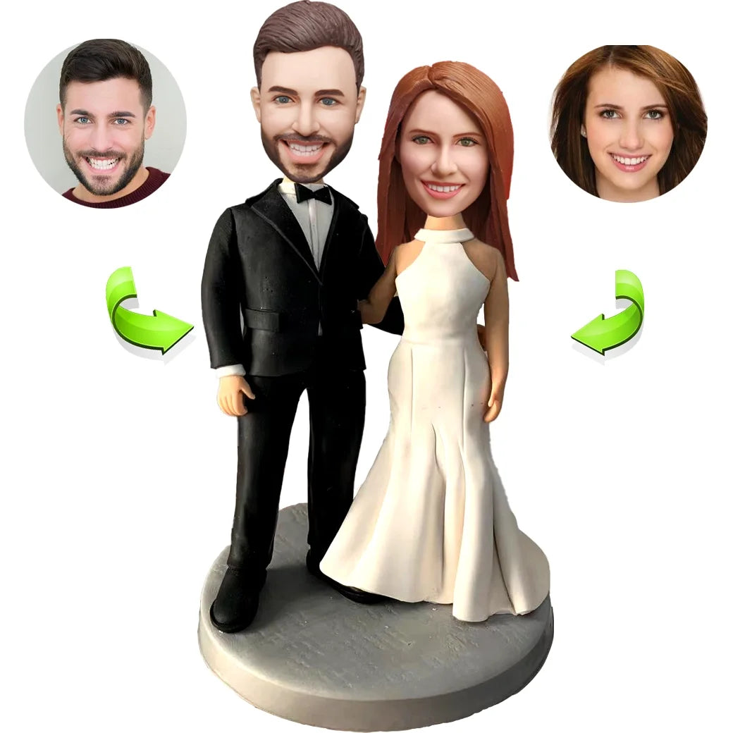 Wedding custom bobblehead of wedding 32, an adorable figurine perfect for bridal gifts or cake toppers
