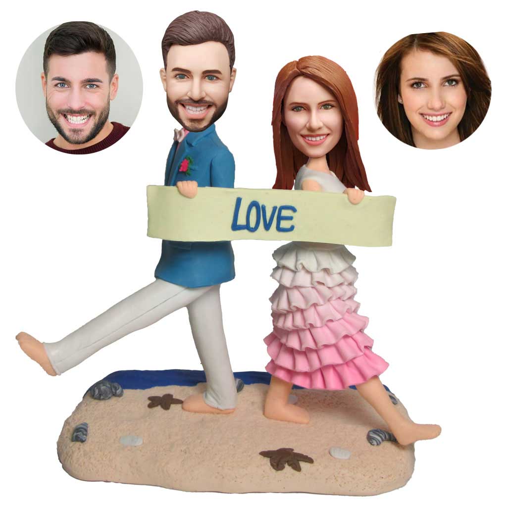 Wedding custom bobblehead of wedding 16, an adorable figurine perfect for bridal gifts or cake toppers