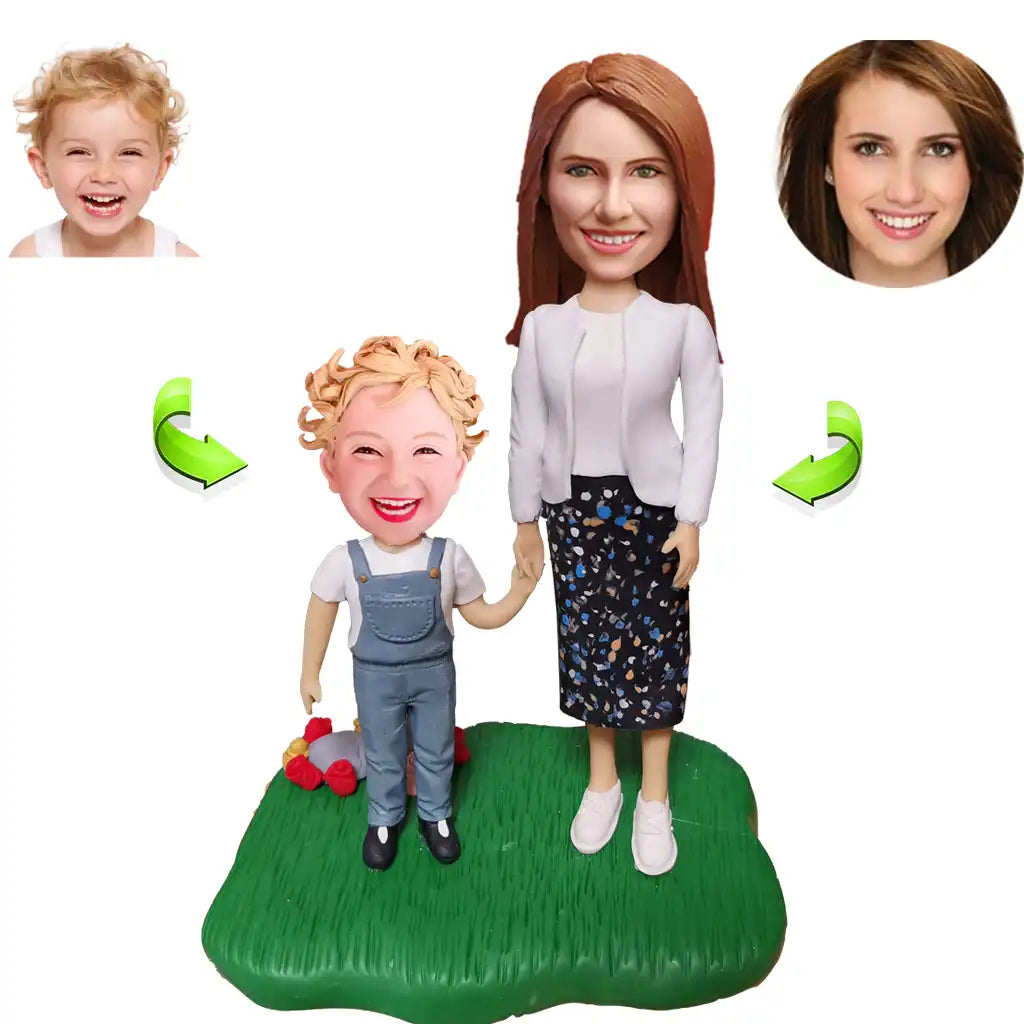 Family custom bobblehead of family 21, a heartwarming personalized gift capturing family moments