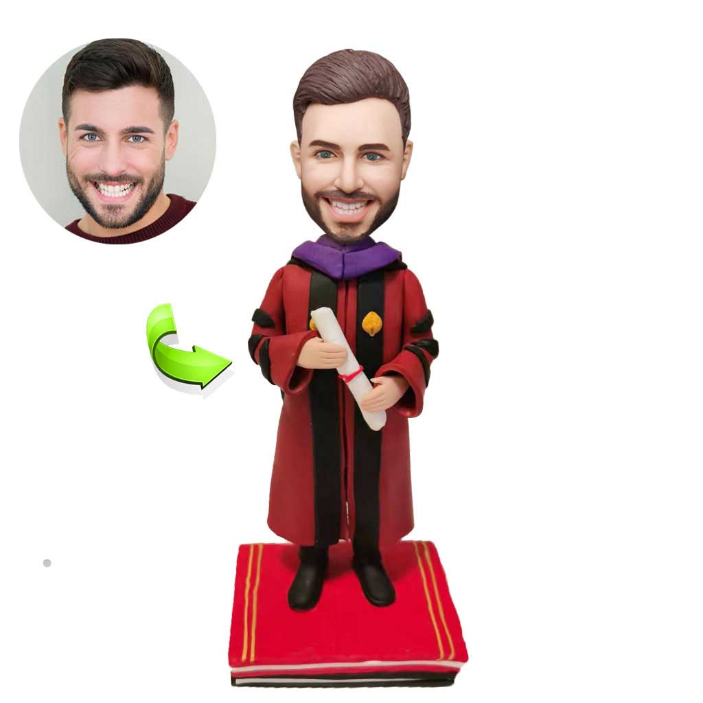 Graduation custom bobblehead of Graduation 10 in cap and gown, a memorable keepsake for graduation celebrations