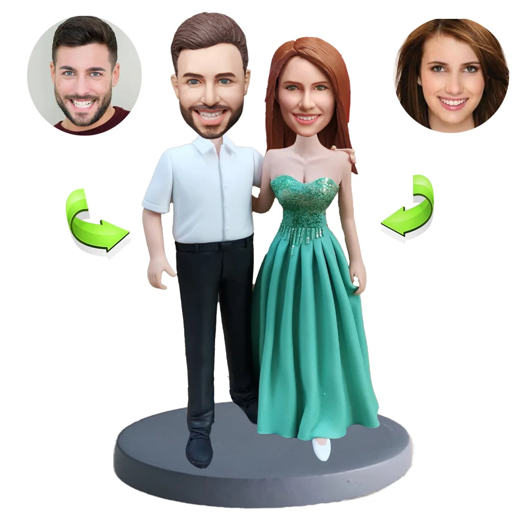 Wedding custom bobblehead of wedding 38, an adorable figurine perfect for bridal gifts or cake toppers