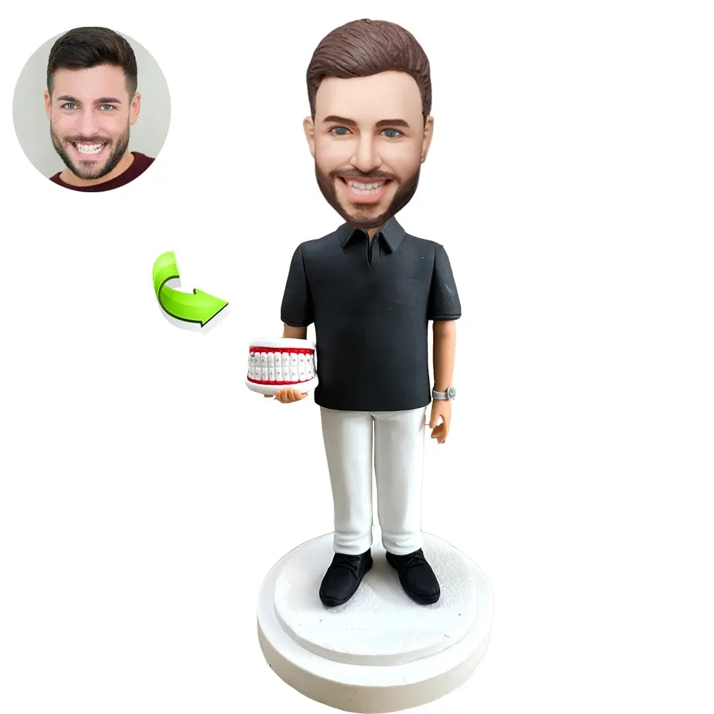 Personalized custom bobblehead of doctor 9 in doctor’s outfit, perfect for medical professionals and unique gifts