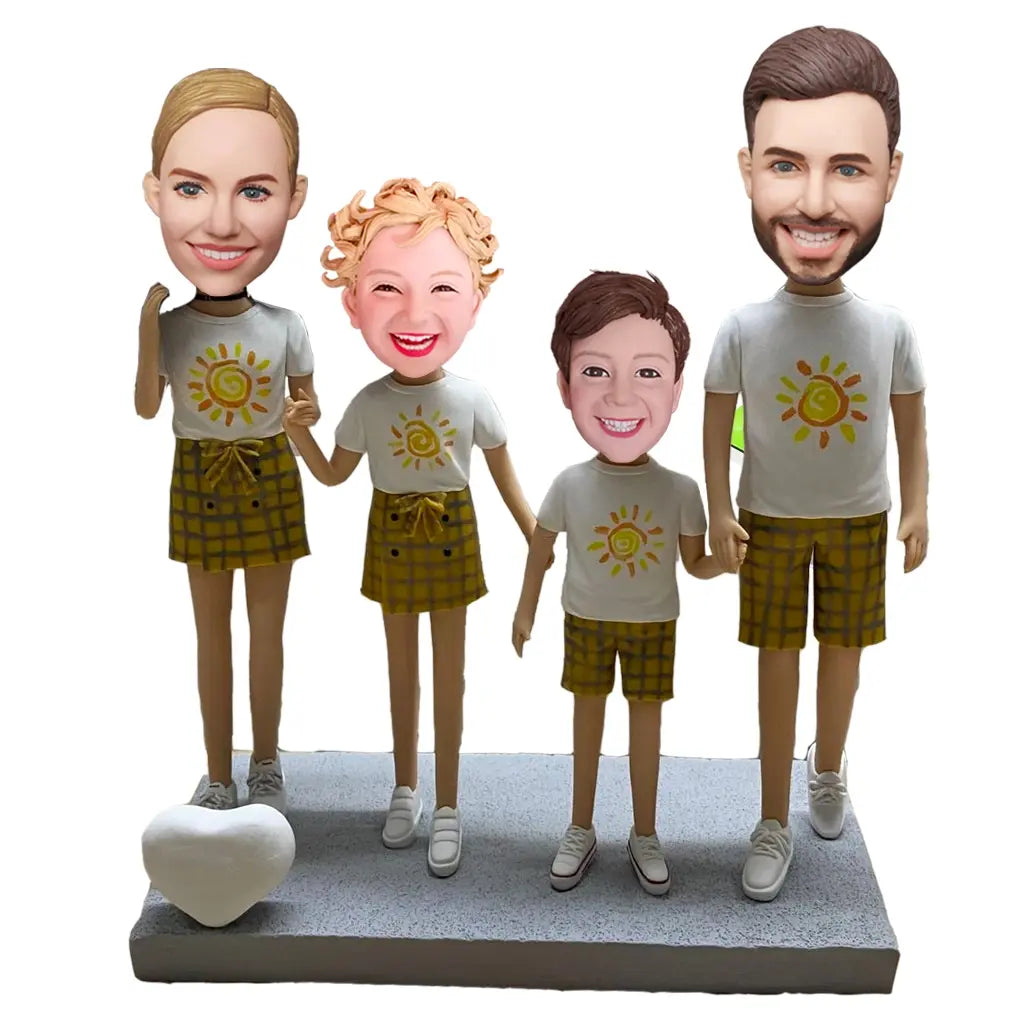 Family custom bobblehead of family 11, a heartwarming personalized gift capturing family moments