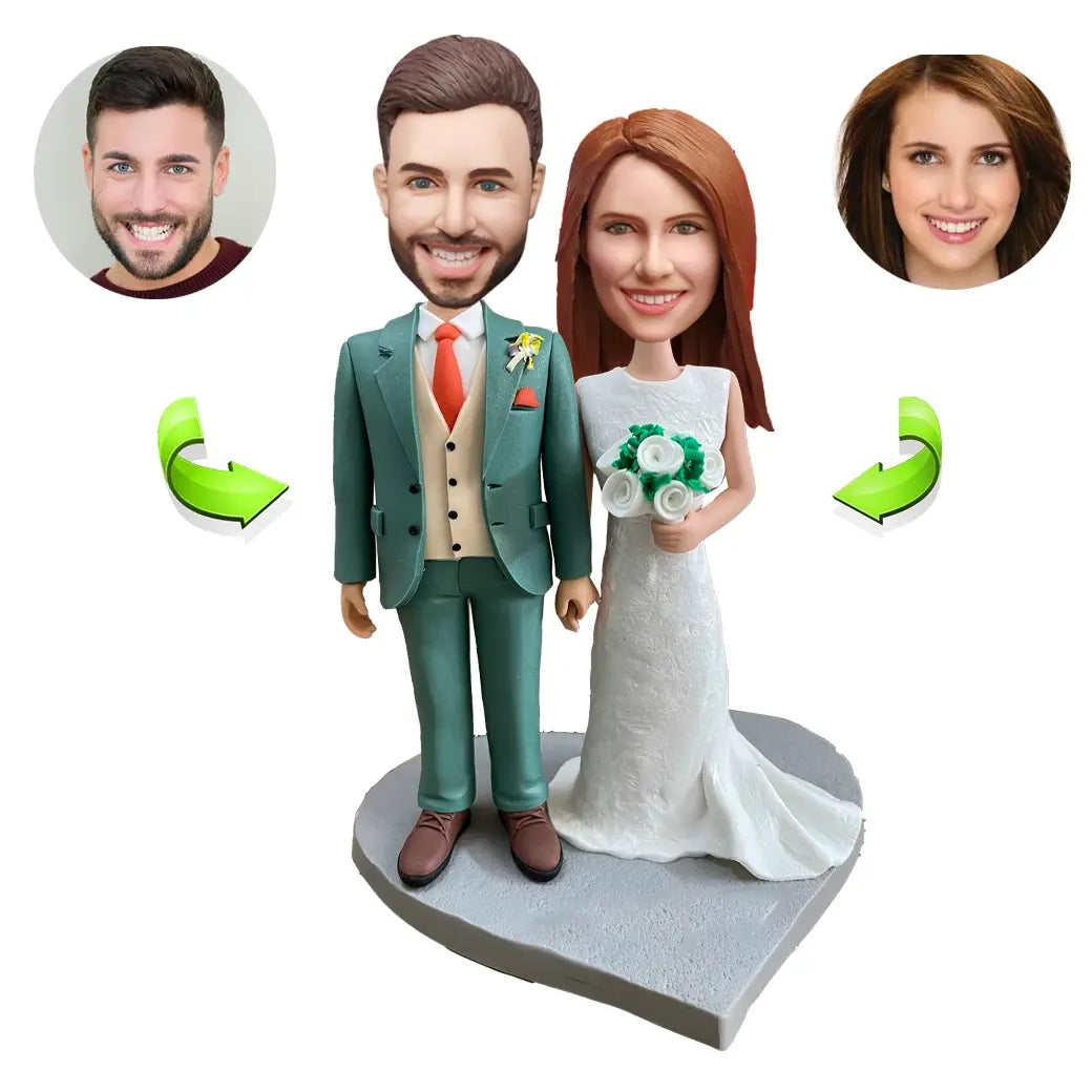 Wedding custom bobblehead of wedding 24, an adorable figurine perfect for bridal gifts or cake toppers